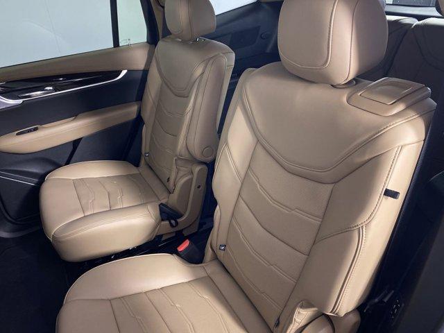 used 2024 Cadillac XT6 car, priced at $57,990