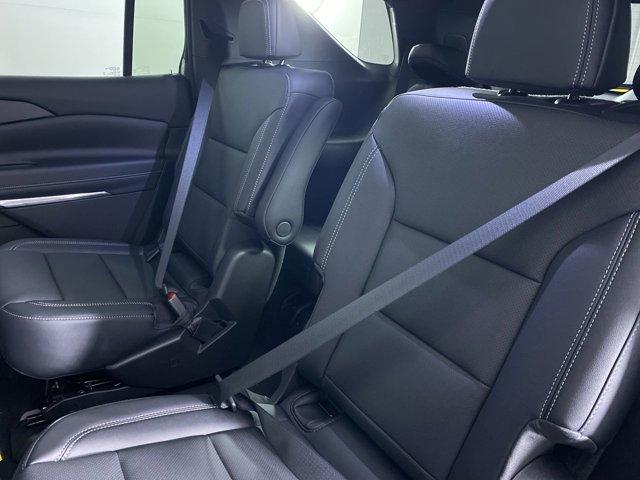 new 2026 Chevrolet Traverse car, priced at $47,690
