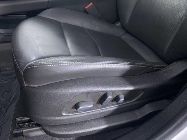 used 2022 Cadillac XT5 car, priced at $31,490