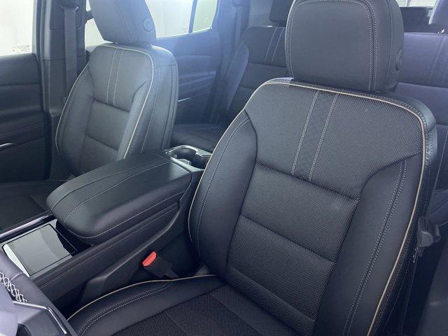 new 2026 Chevrolet Traverse car, priced at $58,510