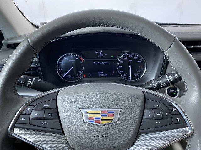 used 2022 Cadillac XT5 car, priced at $35,990