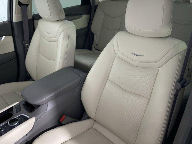 used 2022 Cadillac XT5 car, priced at $35,990