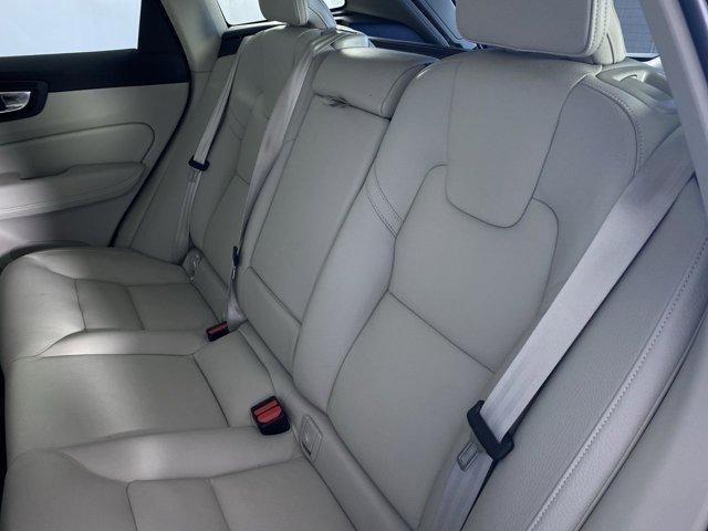 used 2023 Volvo XC60 Recharge Plug-In Hybrid car, priced at $36,990