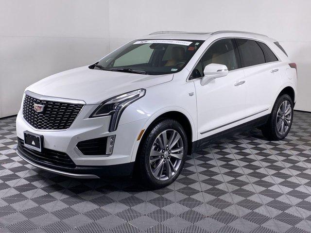 used 2024 Cadillac XT5 car, priced at $43,990