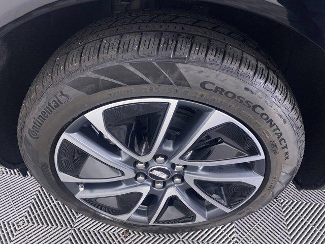 new 2025 Cadillac OPTIQ car, priced at $47,164