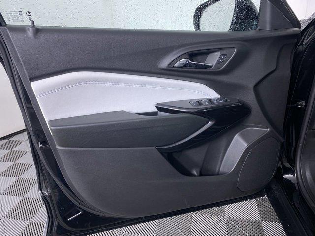 used 2024 Chevrolet Trax car