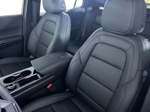 new 2026 Chevrolet Equinox car, priced at $31,110