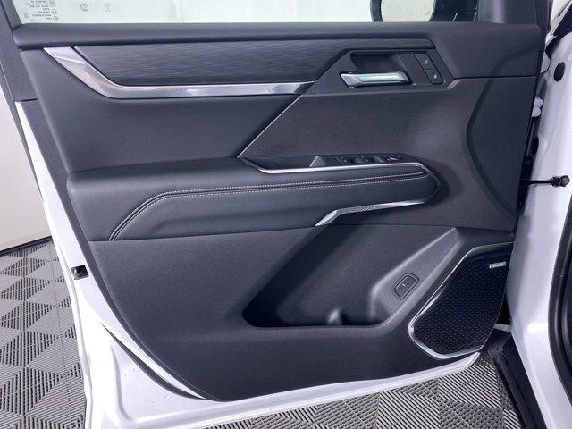 used 2025 GMC Acadia car, priced at $35,390