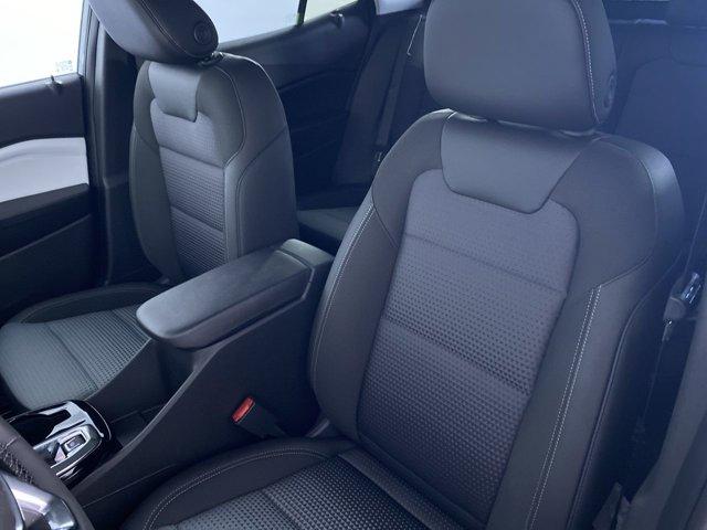 new 2025 Chevrolet Trax car, priced at $24,384
