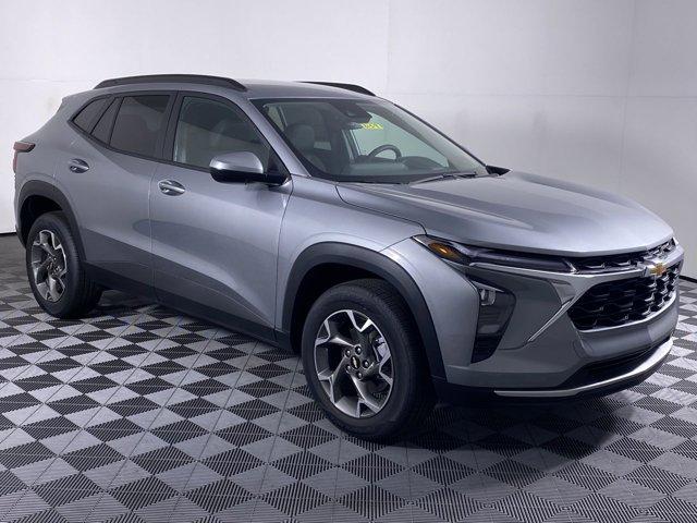 new 2025 Chevrolet Trax car, priced at $24,384