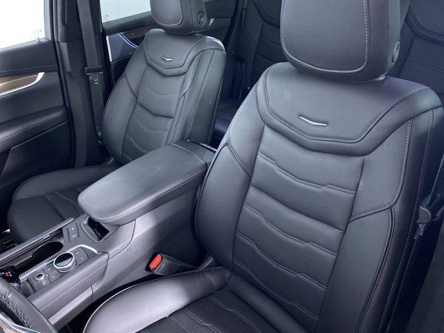 used 2024 Cadillac XT6 car, priced at $55,990