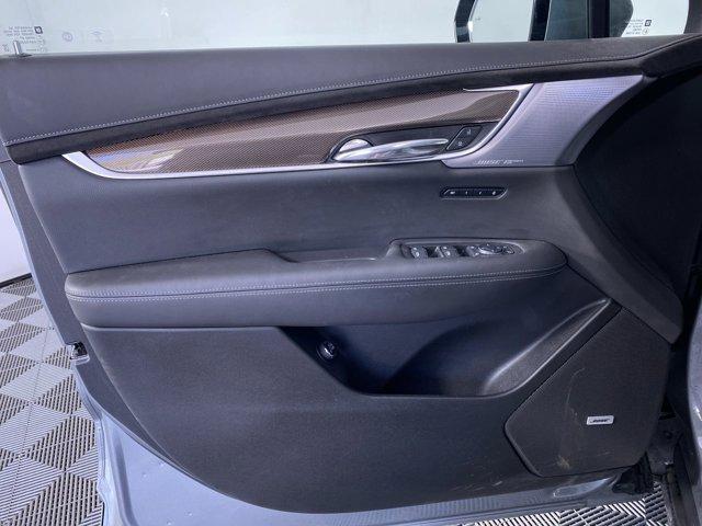 used 2024 Cadillac XT6 car, priced at $55,990