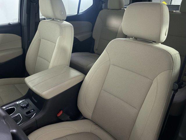 used 2023 Chevrolet Traverse car, priced at $29,490