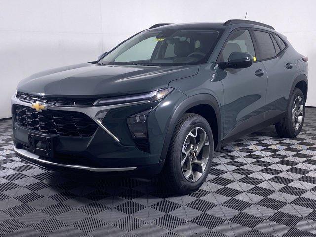 new 2025 Chevrolet Trax car, priced at $24,929