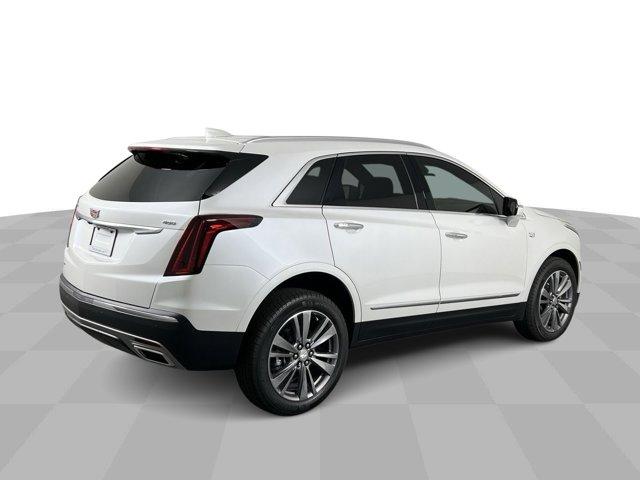 new 2024 Cadillac XT5 car, priced at $54,015