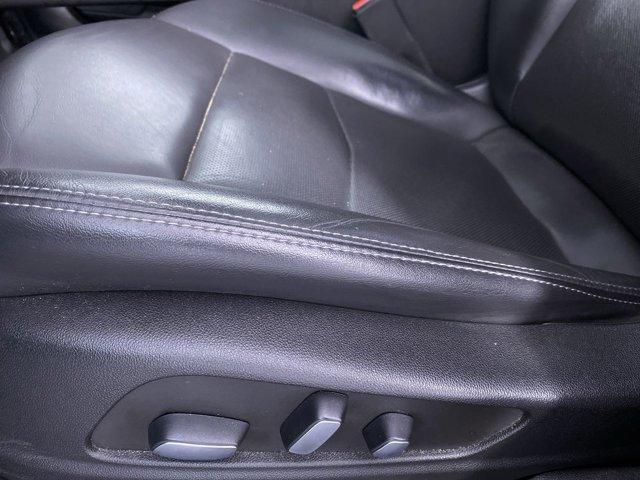 used 2022 Cadillac XT5 car, priced at $34,990