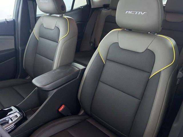 new 2025 Chevrolet Trax car, priced at $26,134
