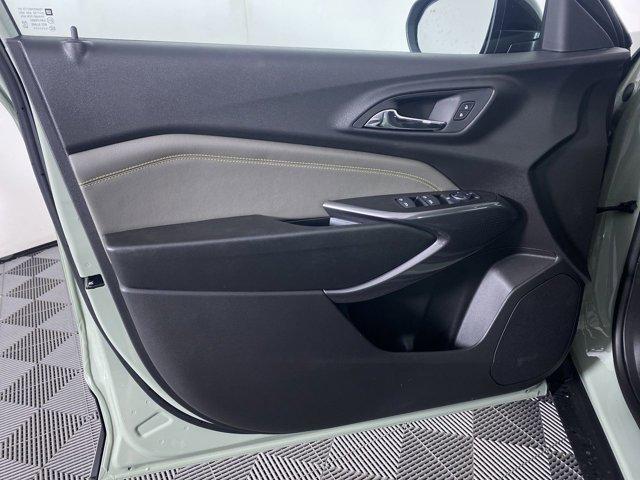 new 2025 Chevrolet Trax car, priced at $26,134
