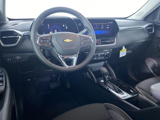 new 2025 Chevrolet TrailBlazer car, priced at $26,220