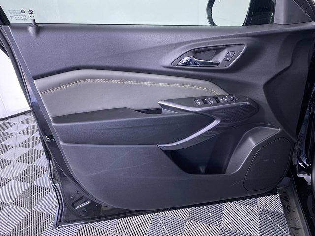 new 2025 Chevrolet Trax car, priced at $24,090
