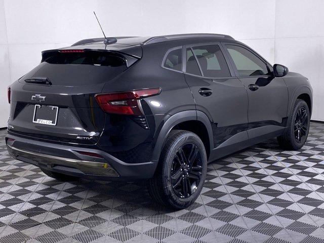 new 2025 Chevrolet Trax car, priced at $24,090