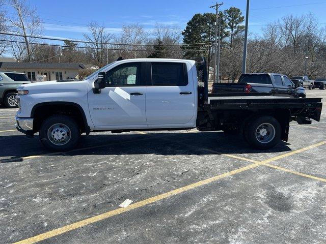 new 2025 Chevrolet Silverado 3500 car, priced at $70,561