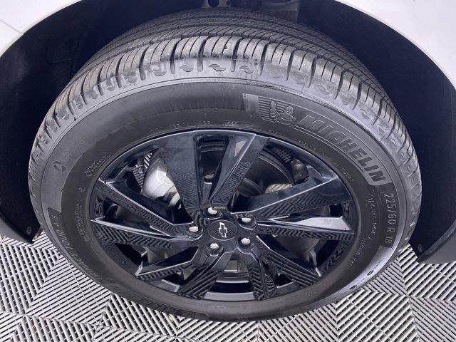 used 2024 Chevrolet Equinox car, priced at $22,490