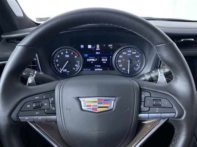 used 2024 Cadillac XT6 car, priced at $53,490