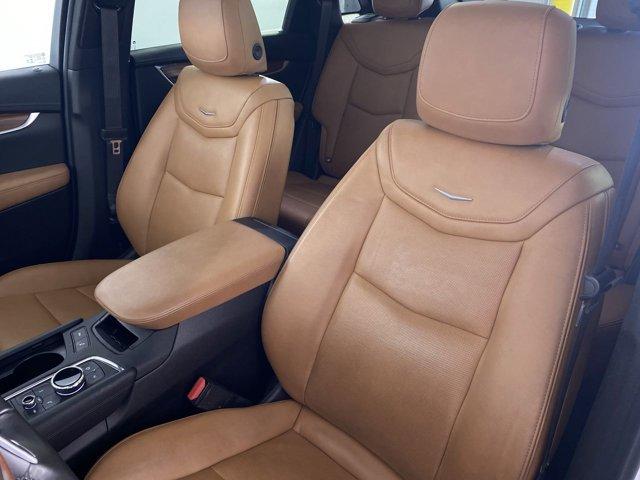 used 2022 Cadillac XT5 car, priced at $34,990