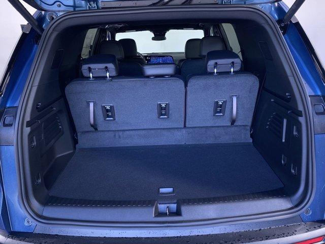 new 2025 Chevrolet Traverse car, priced at $47,859