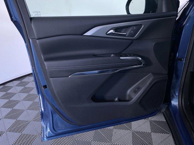 new 2025 Chevrolet Traverse car, priced at $47,859