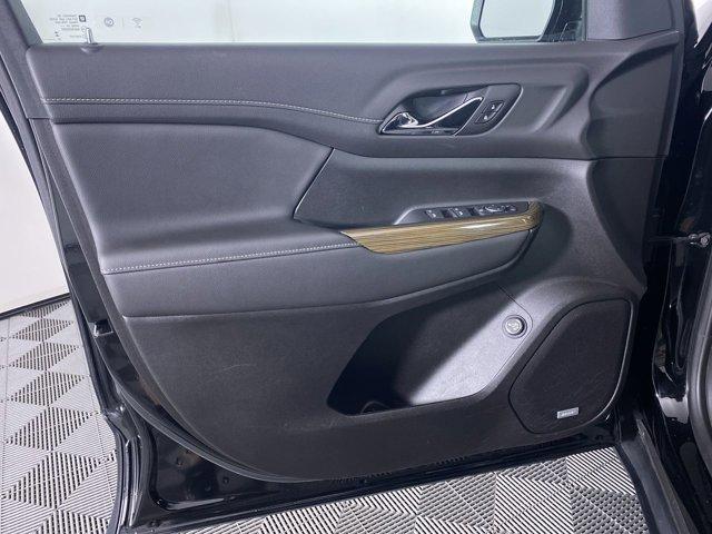 used 2023 GMC Acadia car, priced at $29,990