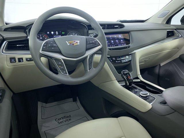 new 2025 Cadillac XT5 car, priced at $48,915