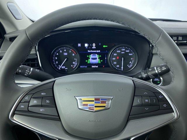 new 2025 Cadillac XT5 car, priced at $48,915