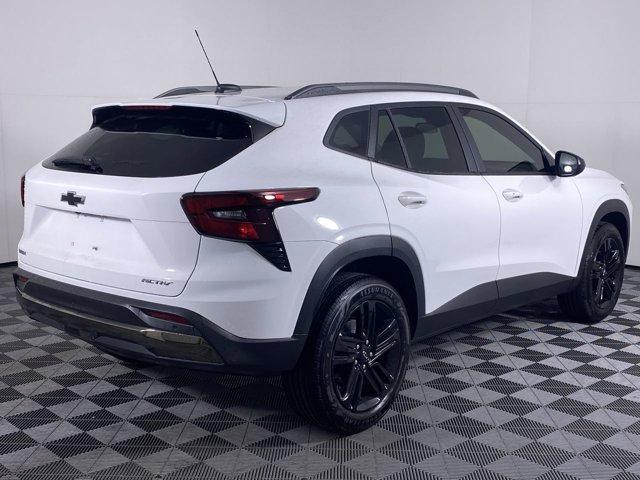 new 2026 Chevrolet Trax car, priced at $27,885