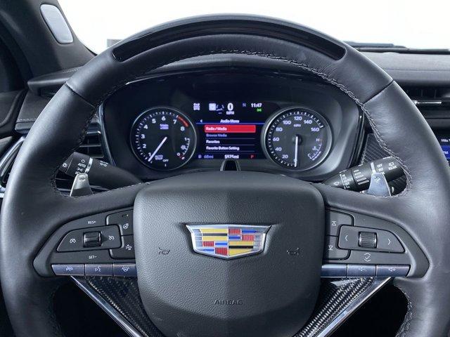used 2024 Cadillac XT6 car, priced at $58,990