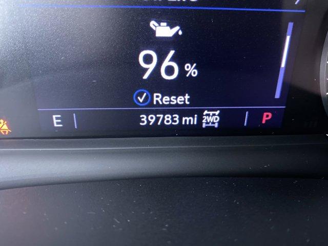 used 2022 Cadillac XT5 car, priced at $30,490