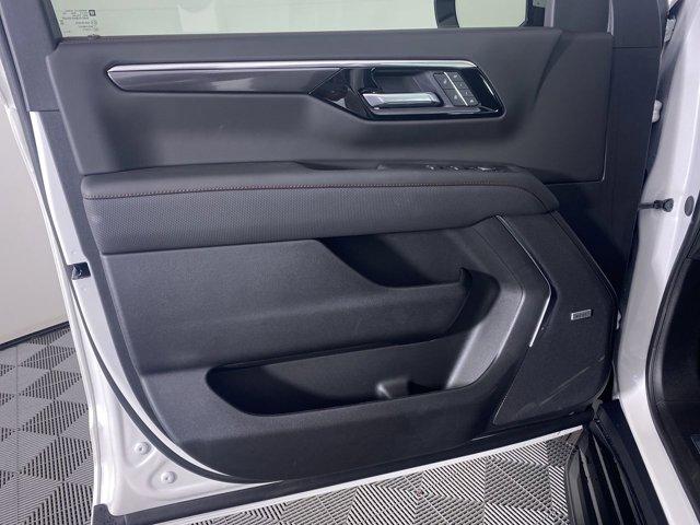 new 2025 Chevrolet Suburban car, priced at $74,614