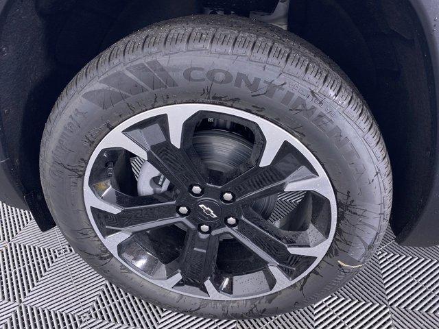 new 2026 Chevrolet Equinox car, priced at $28,890