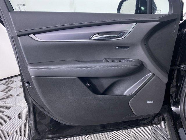 new 2025 Cadillac XT6 car, priced at $43,764