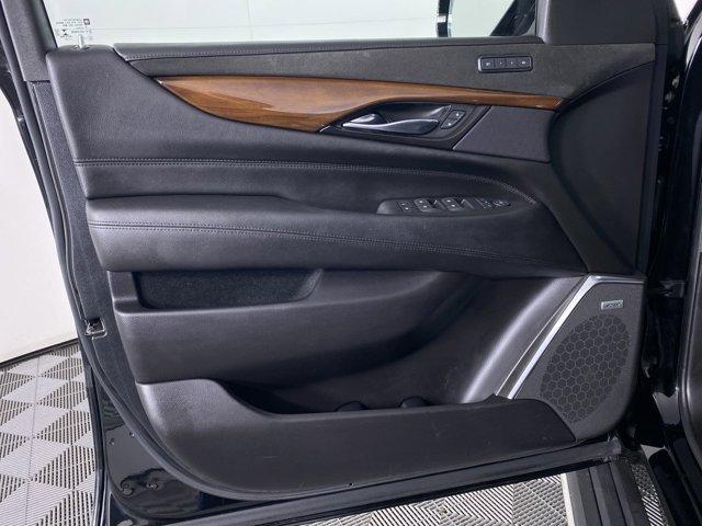 used 2020 Cadillac Escalade ESV car, priced at $36,990