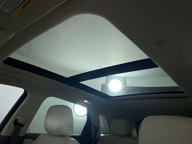 used 2022 Cadillac XT5 car, priced at $30,990