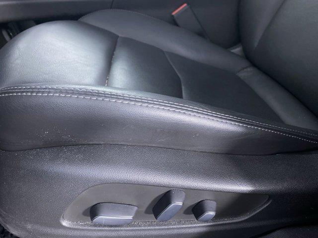 used 2022 Cadillac XT5 car, priced at $32,990