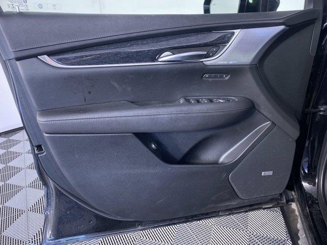 used 2022 Cadillac XT5 car, priced at $32,990