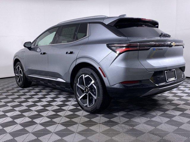 new 2025 Chevrolet Equinox EV car, priced at $39,389