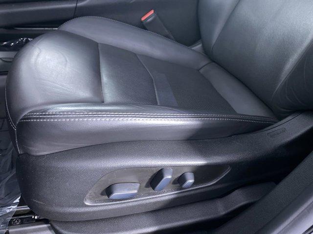 used 2022 Cadillac XT5 car, priced at $33,990