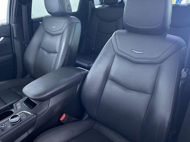 used 2022 Cadillac XT5 car, priced at $33,990