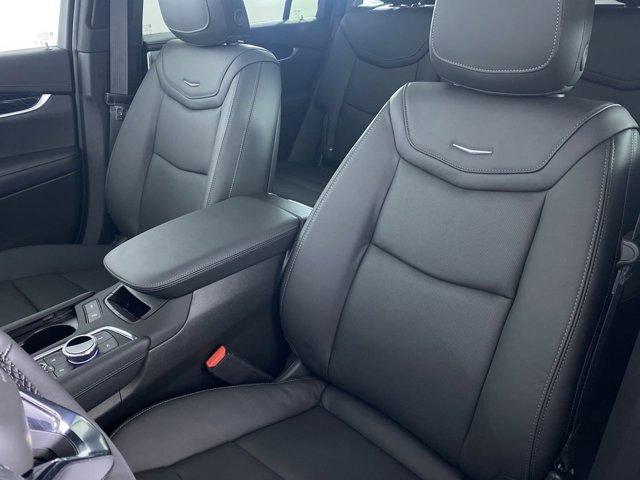 new 2025 Cadillac XT6 car, priced at $64,440