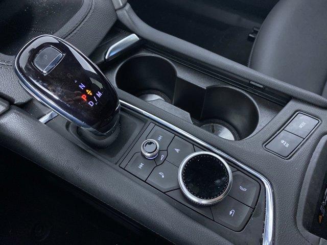 used 2024 Cadillac XT6 car, priced at $56,990