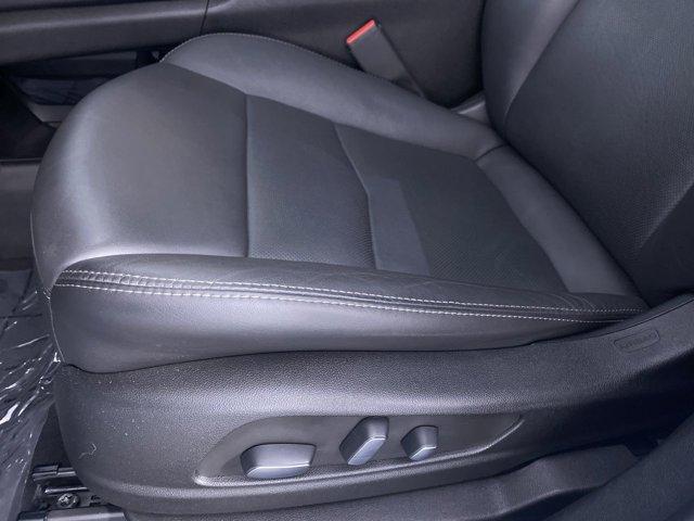used 2022 Cadillac XT5 car, priced at $40,990